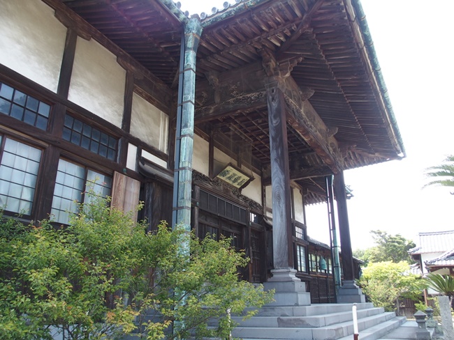 高伝寺本堂