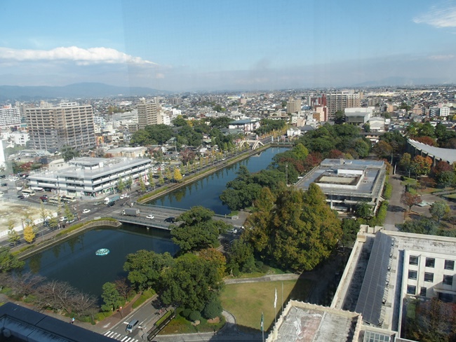 佐賀の街を一望！佐賀のシンボルタワー佐賀県庁新行政棟「展望ホール」眺め最高です。