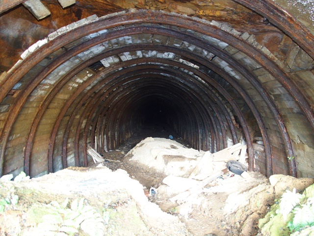 杵島炭鉱鉄道トンネル12