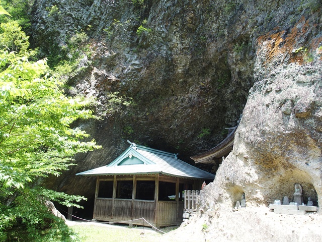 岳神社36